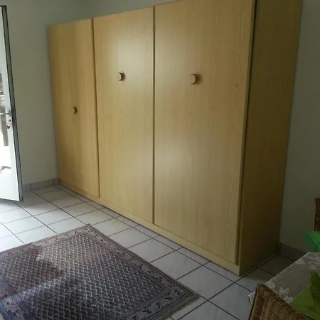 Casa Sandra Локарно